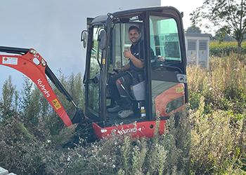 Our professional figurehead